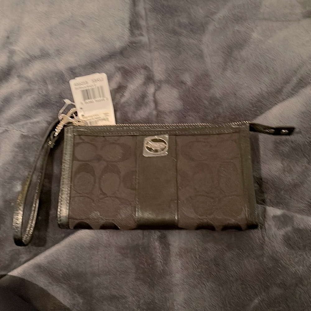 COACH Wristlet- NWT